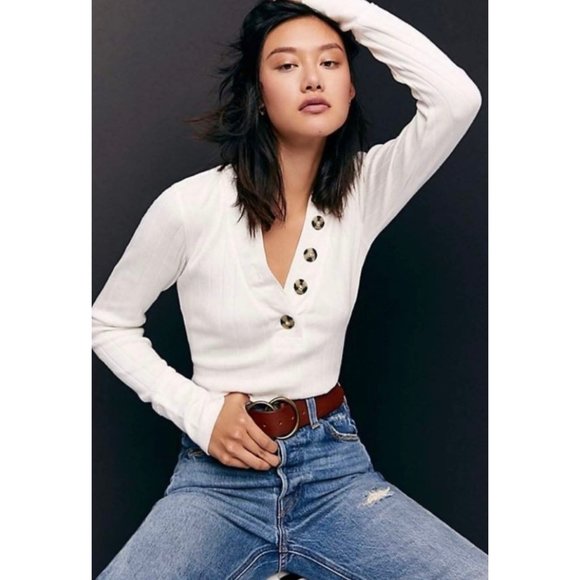 Free People Tops - •SOLD•FREE PEOPLE BEACH White Dandelion Ribbed V-Neck Button Long-Sleeve Top NWT